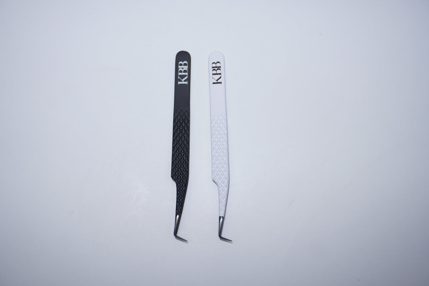 Tweezers