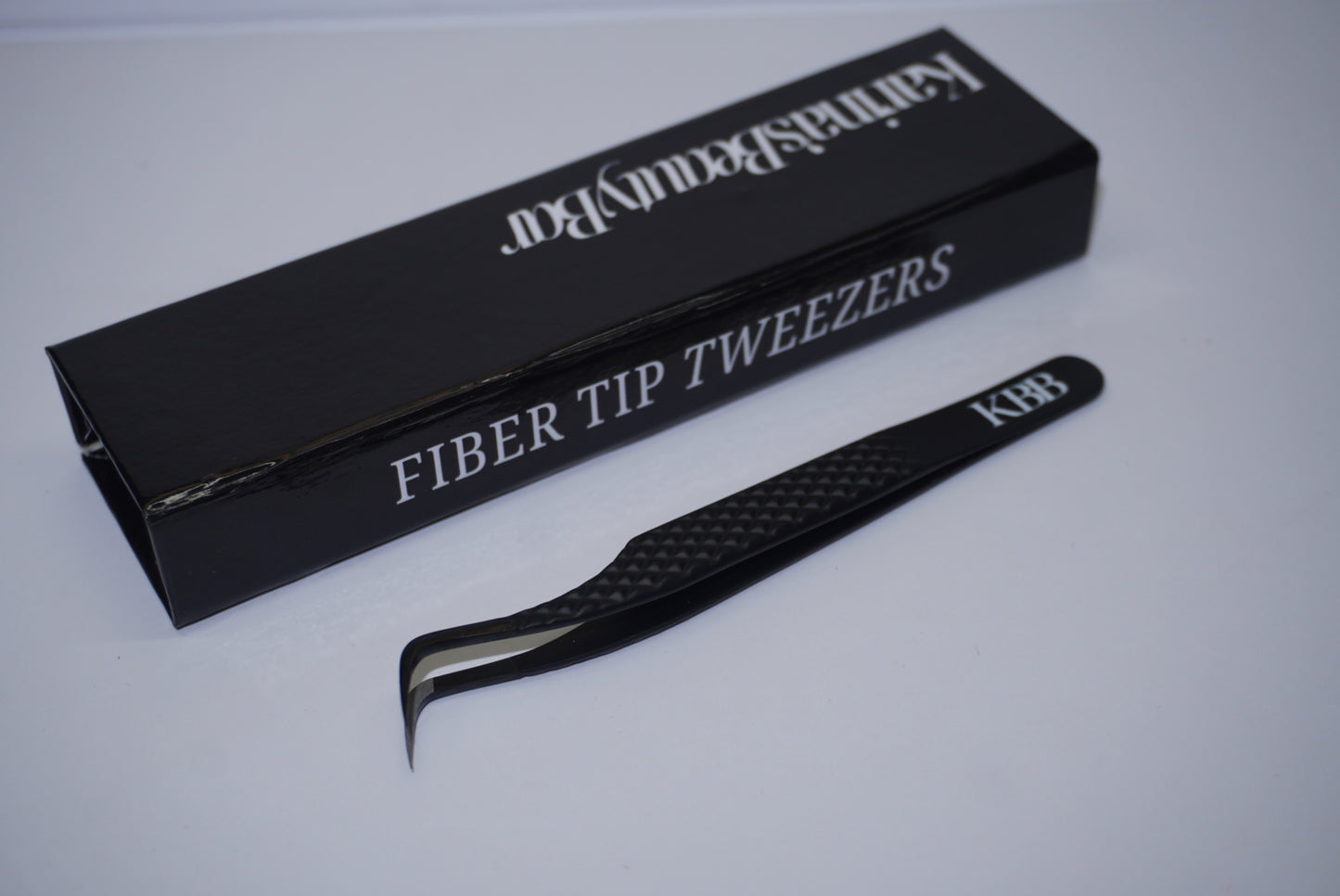 Tweezers