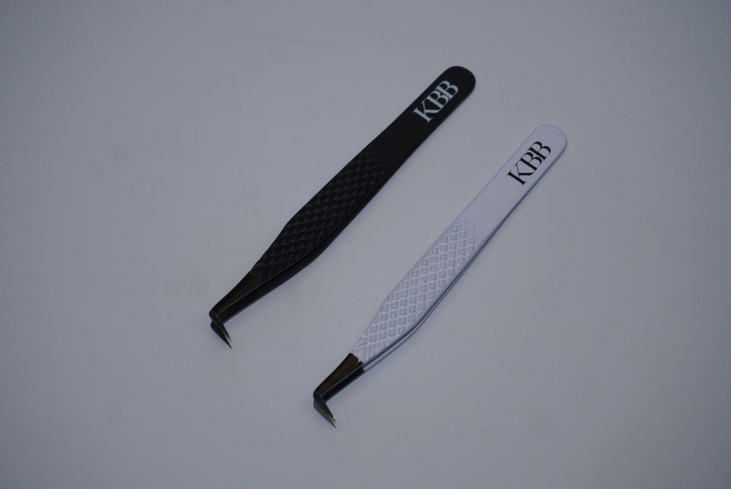 Tweezers
