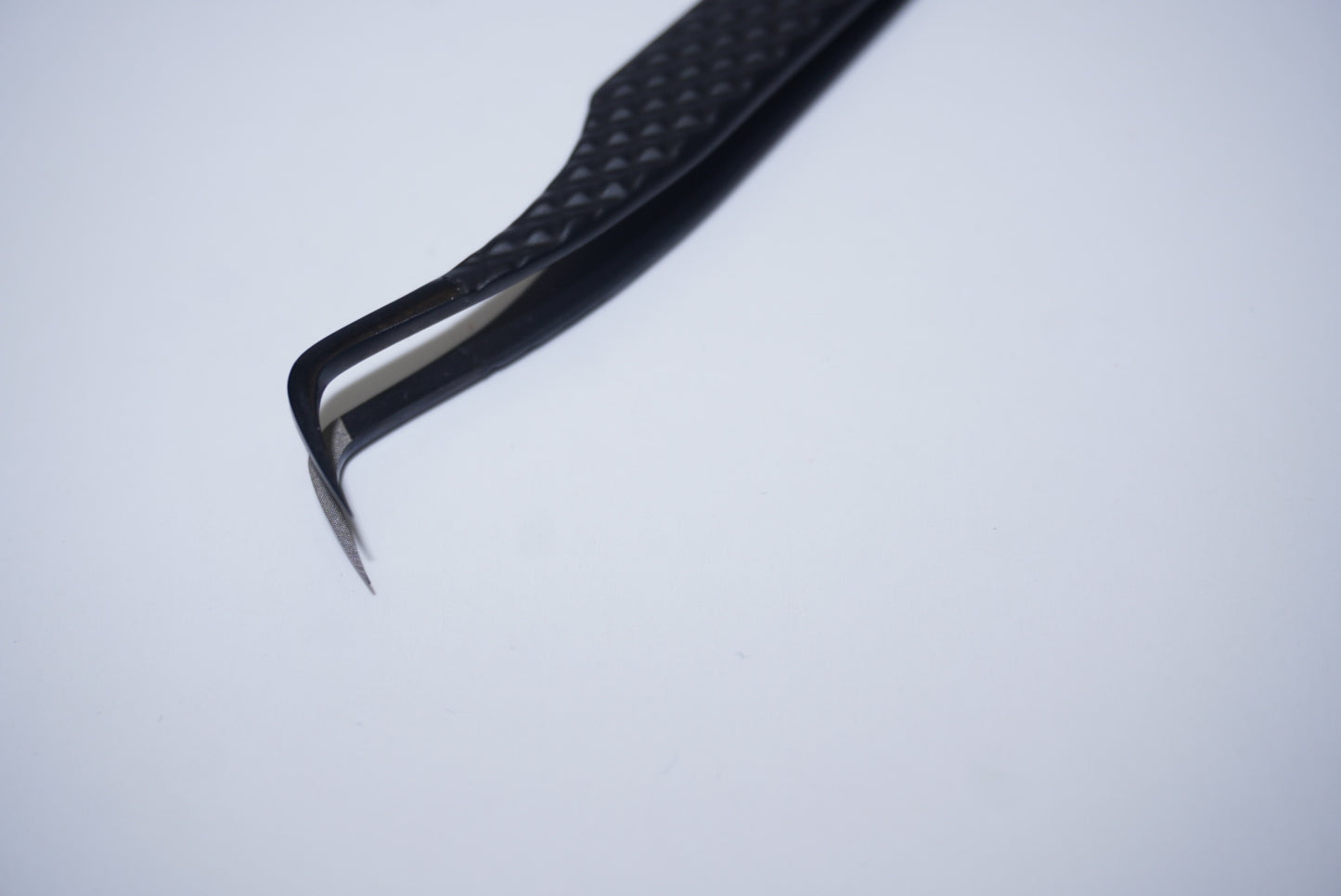 Tweezers